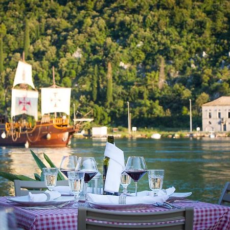 ホテル Bogo-Galijun Mokošica エクステリア 写真